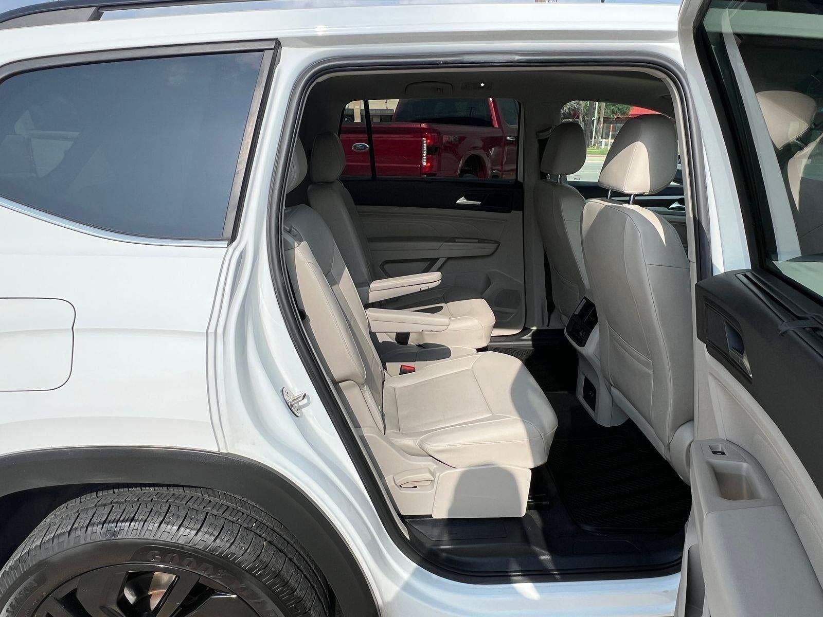 2022 Volkswagen Atlas 3.6L V6 SE w/Technology