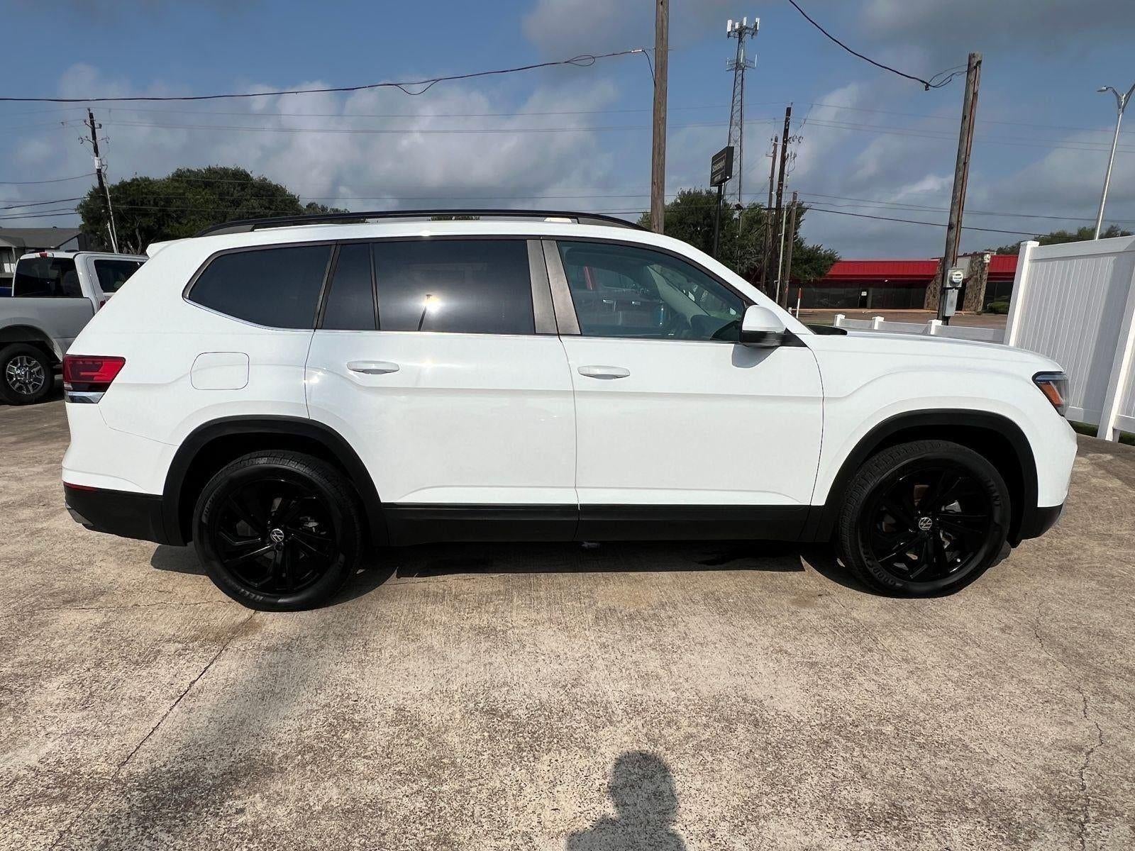 2022 Volkswagen Atlas 3.6L V6 SE w/Technology