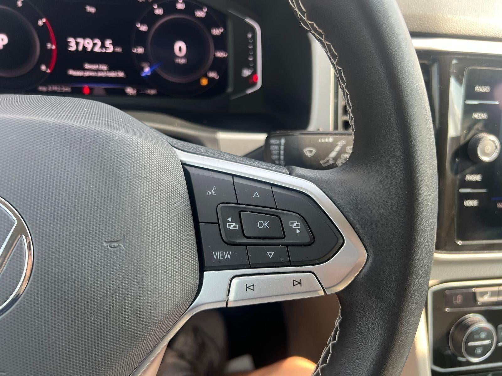 2022 Volkswagen Atlas 3.6L V6 SE w/Technology