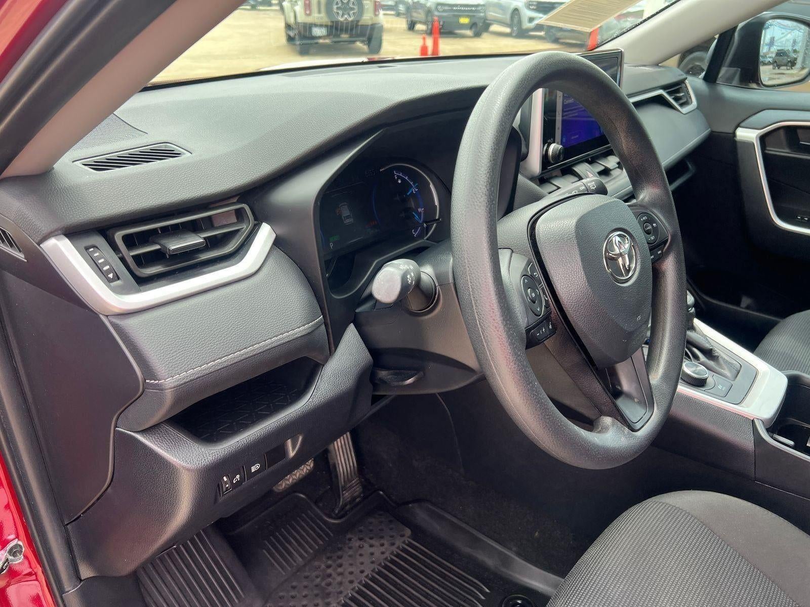 2024 Toyota RAV4 Hybrid LE