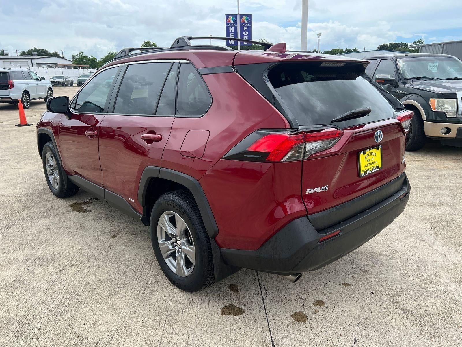 2024 Toyota RAV4 Hybrid LE