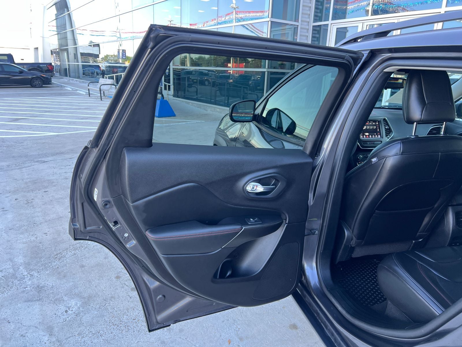 2020 Jeep Cherokee Trailhawk