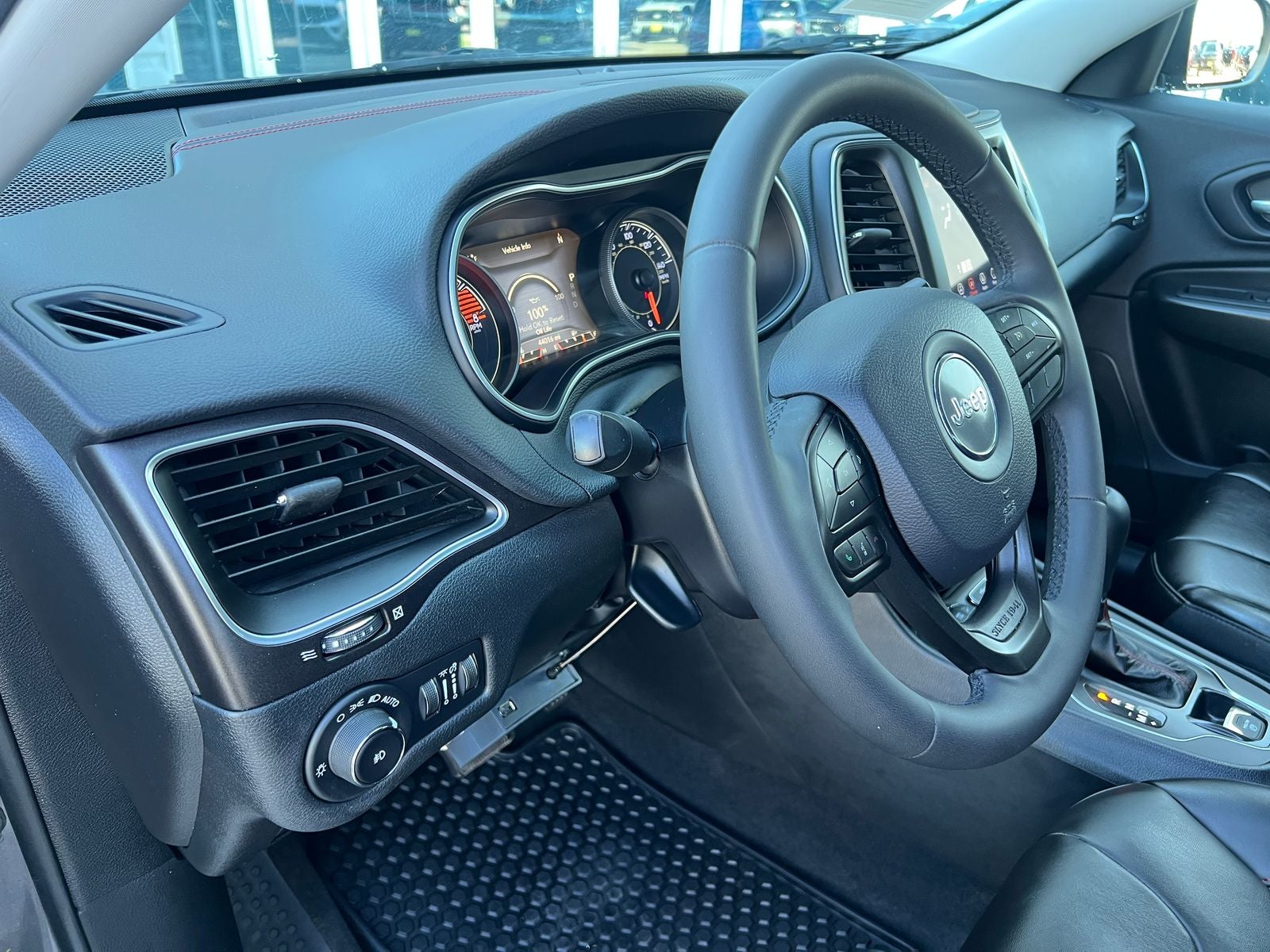 2020 Jeep Cherokee Trailhawk