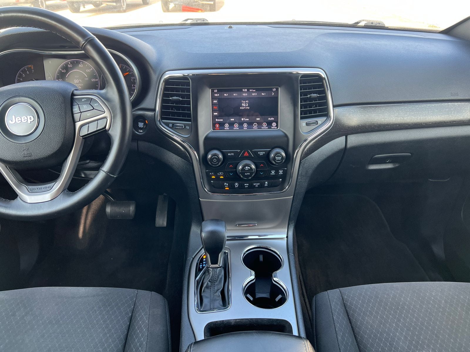 2018 Jeep Grand Cherokee Laredo E