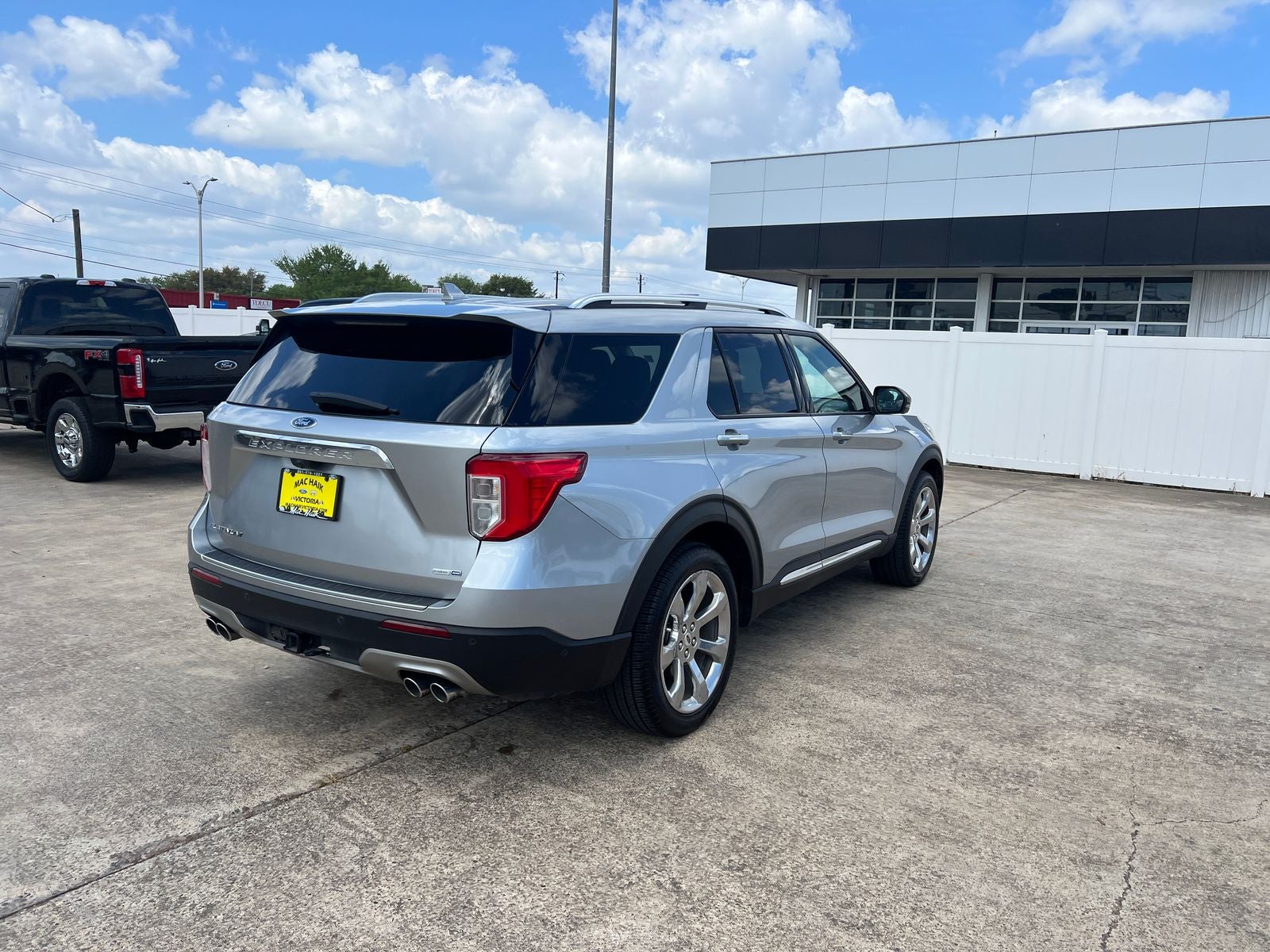 2020 Ford Explorer Platinum