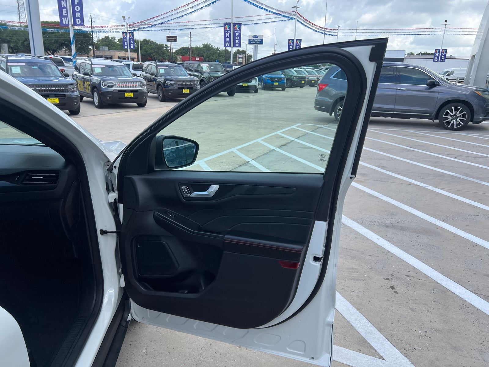 2023 Ford Escape ST-Line