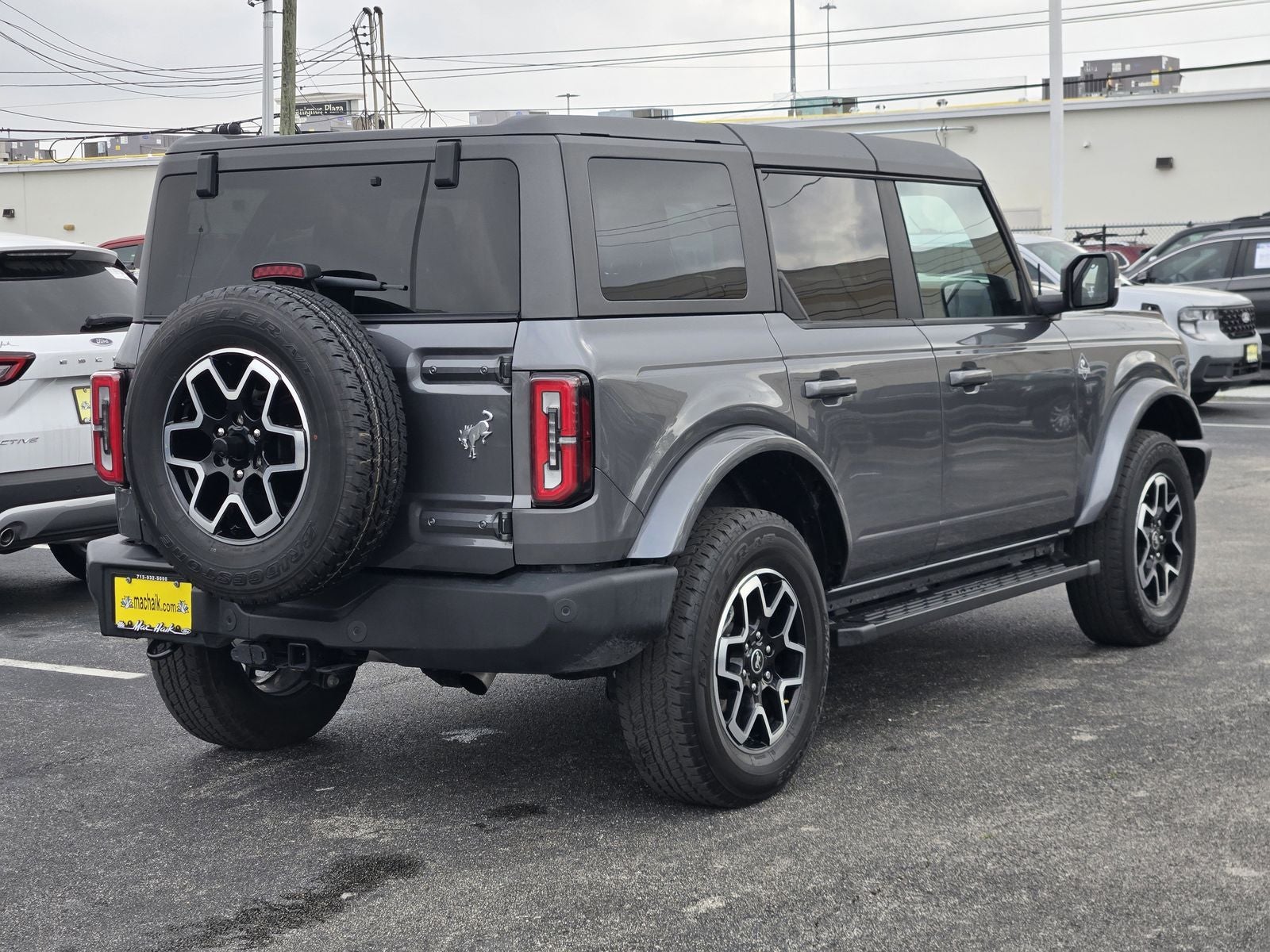 2024 Ford Bronco Outer Banks