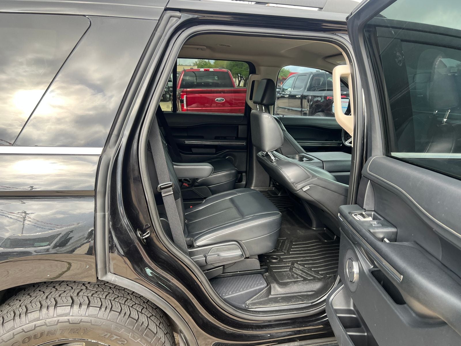 2022 Ford Expedition XLT