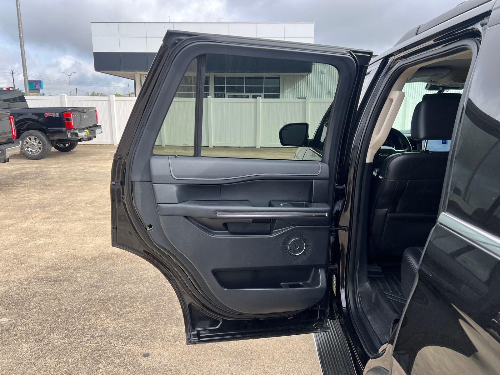 2022 Ford Expedition XLT