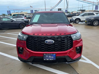 2025 Ford Explorer ST-Line