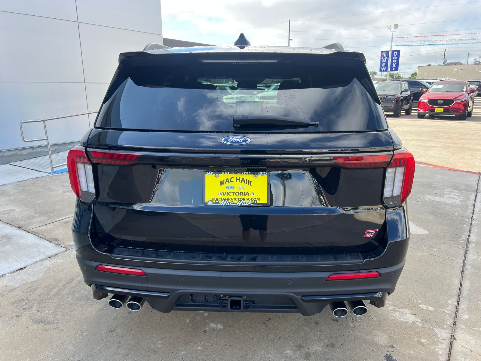 2025 Ford Explorer ST