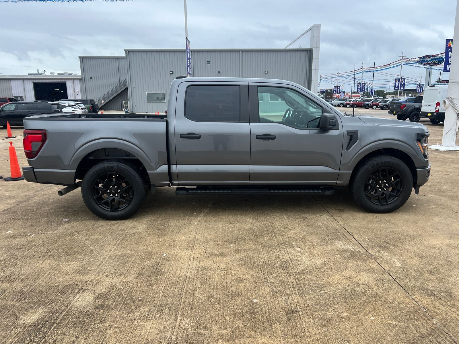 2024 Ford F-150 STX