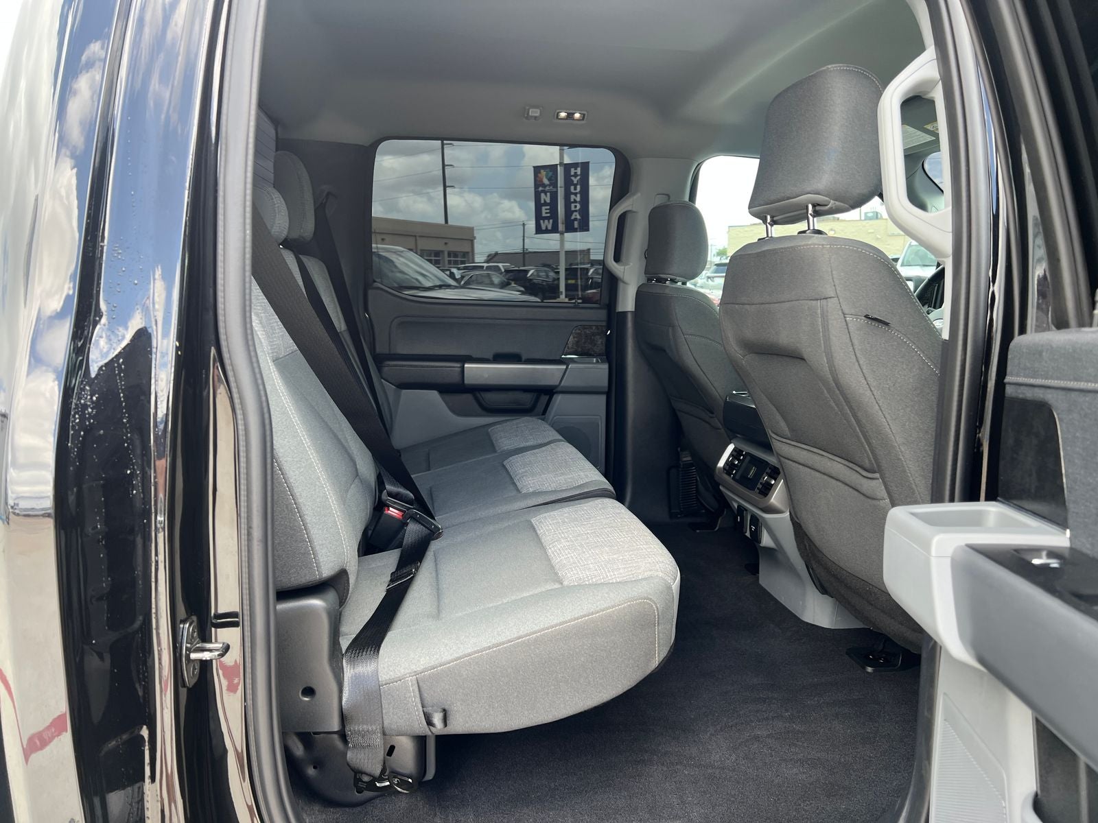2023 Ford F-150 Lightning XLT