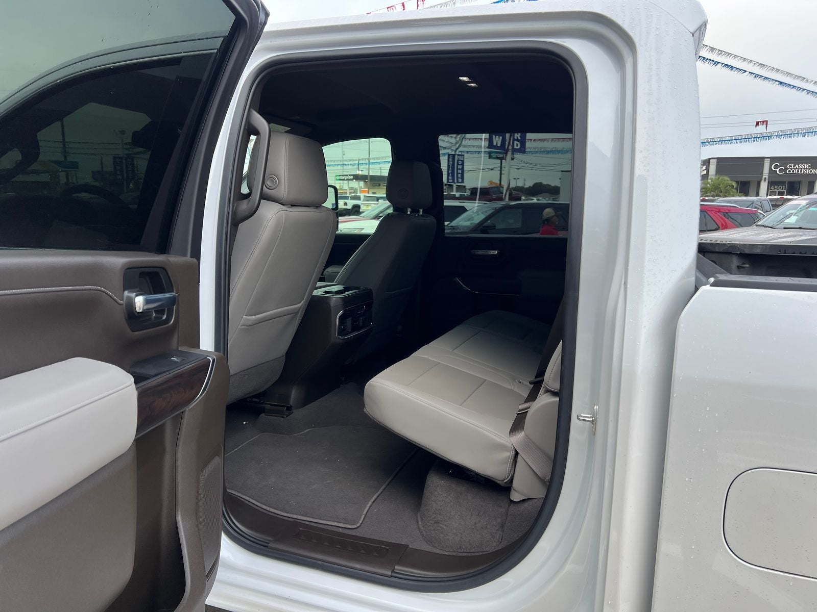 2023 GMC Sierra 2500HD SLT