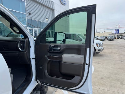 2023 GMC Sierra 2500HD SLT