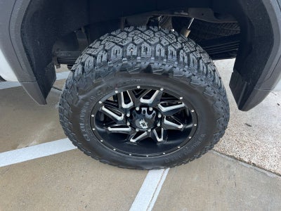 2023 GMC Sierra 2500HD SLT