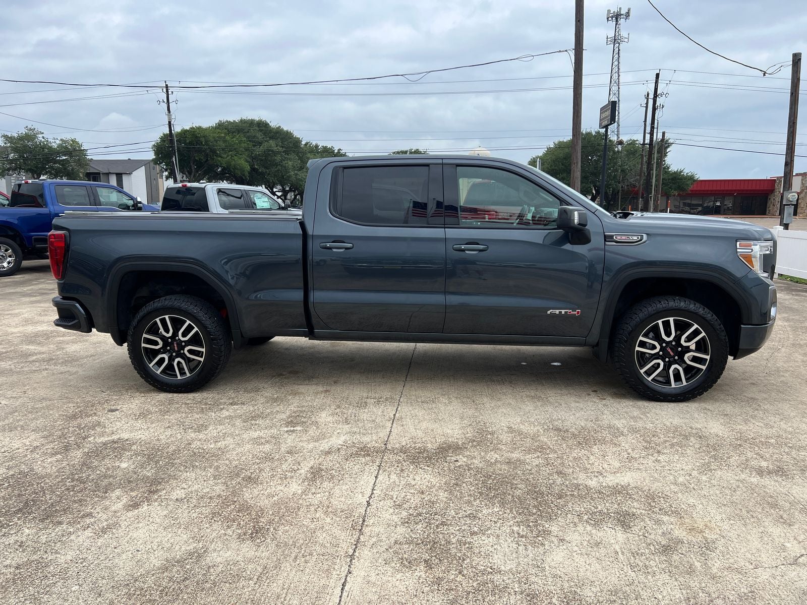 2021 GMC Sierra 1500 AT4