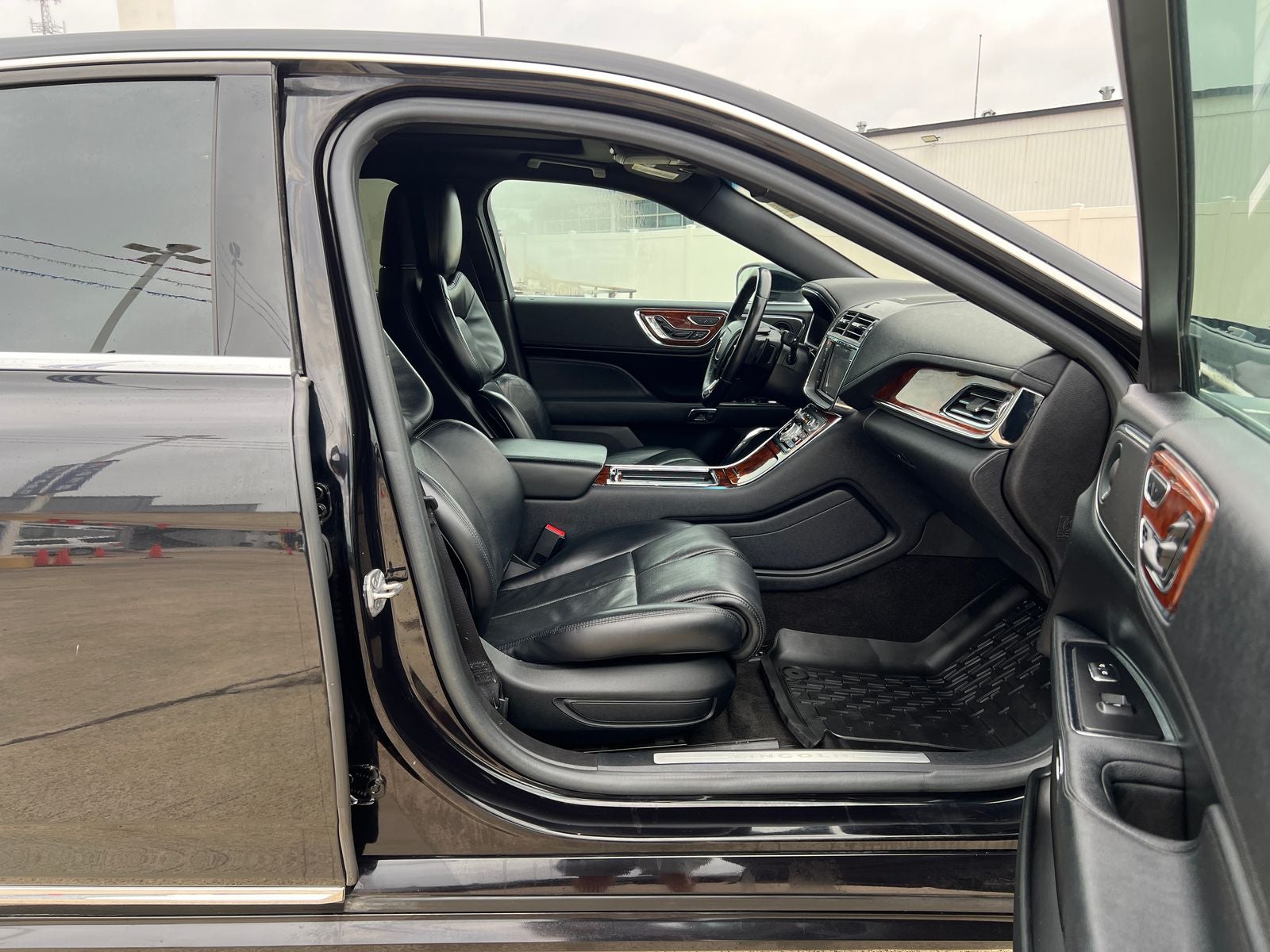 2020 Lincoln Continental Reserve