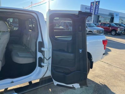 2017 Nissan Titan SV