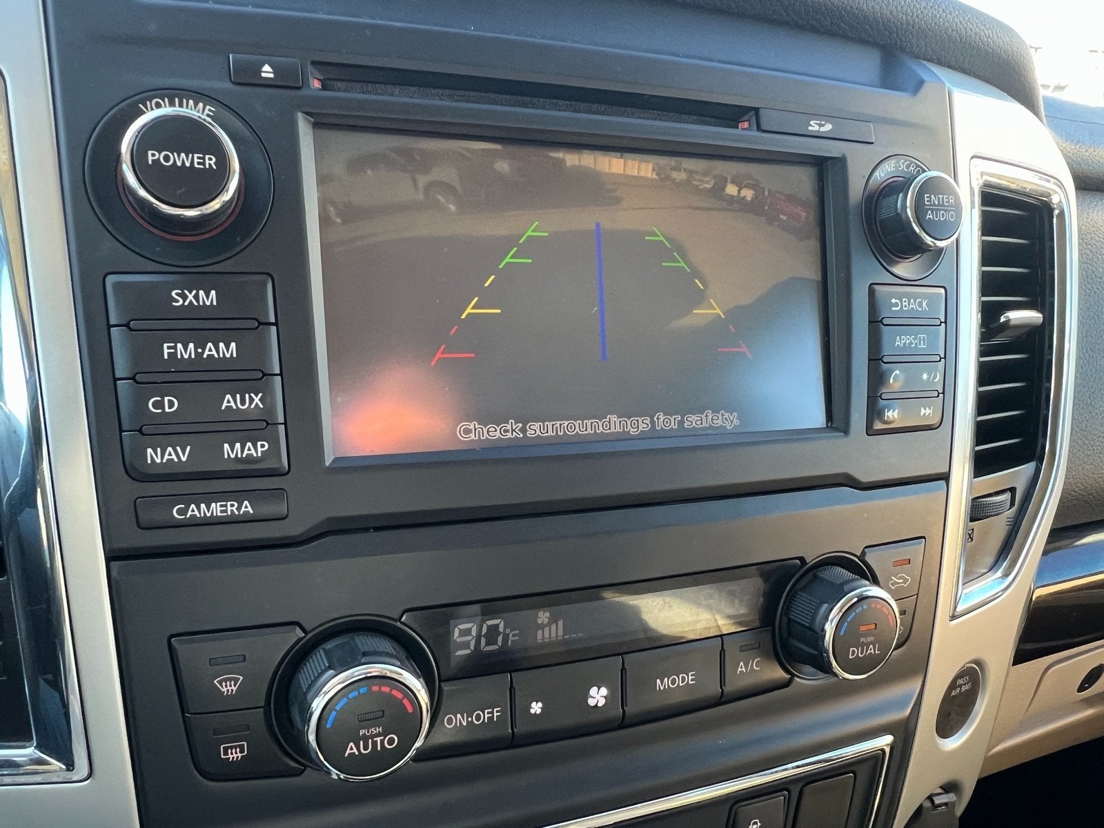 2017 Nissan Titan SV