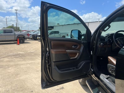 2022 Nissan Titan XD Platinum Reserve