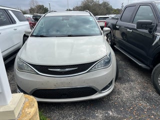 2017 Chrysler Pacifica Touring L Plus
