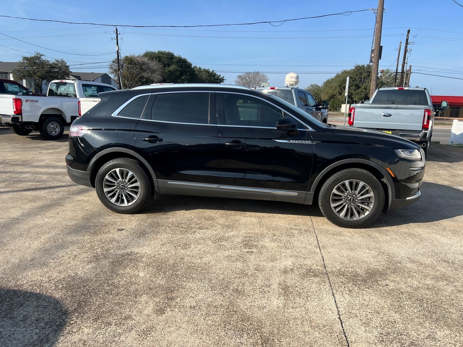 2023 Lincoln Nautilus Standard