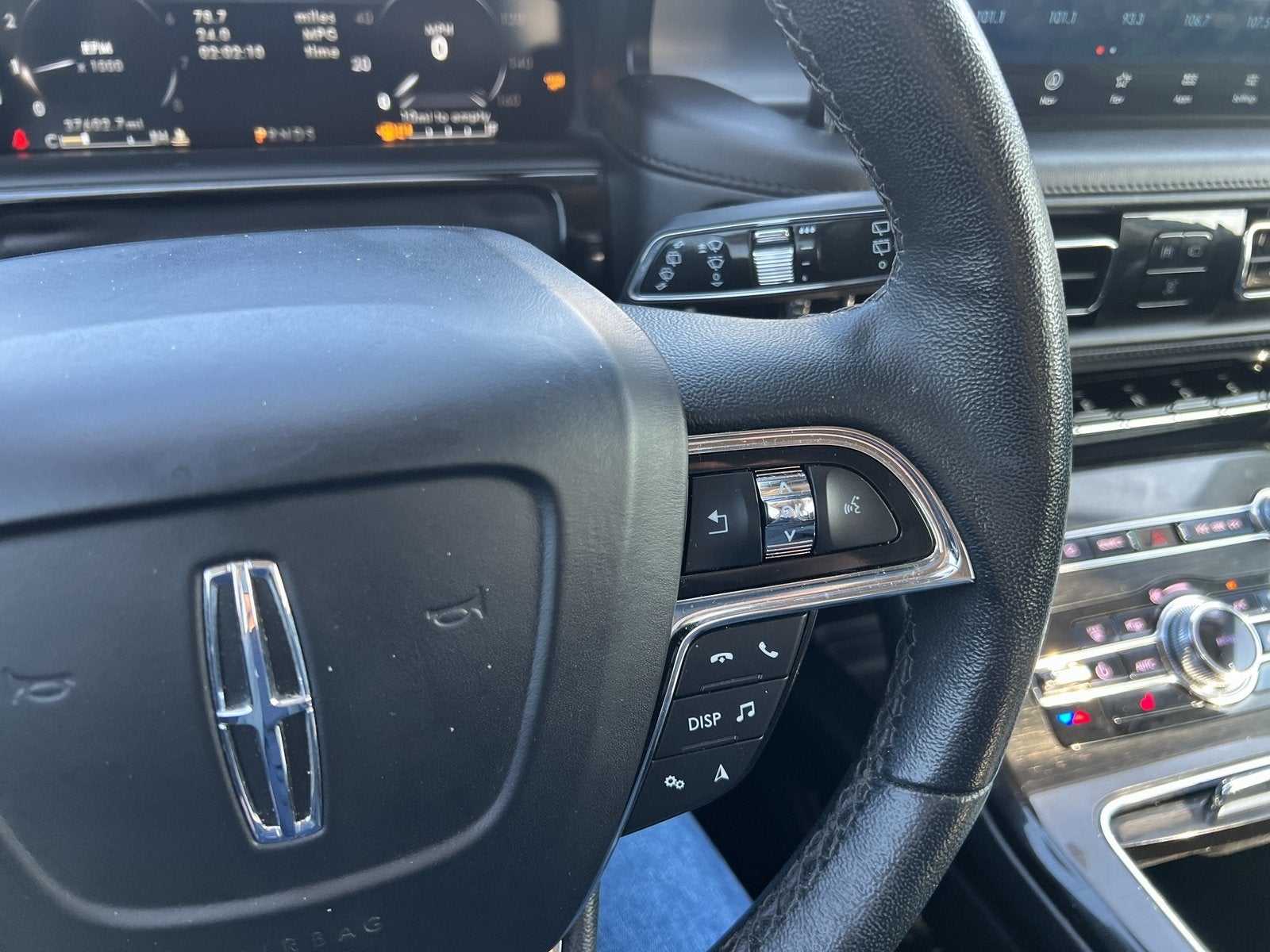 2023 Lincoln Nautilus Standard