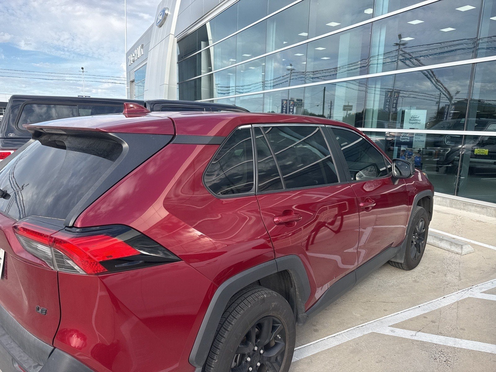 2022 Toyota RAV4 LE