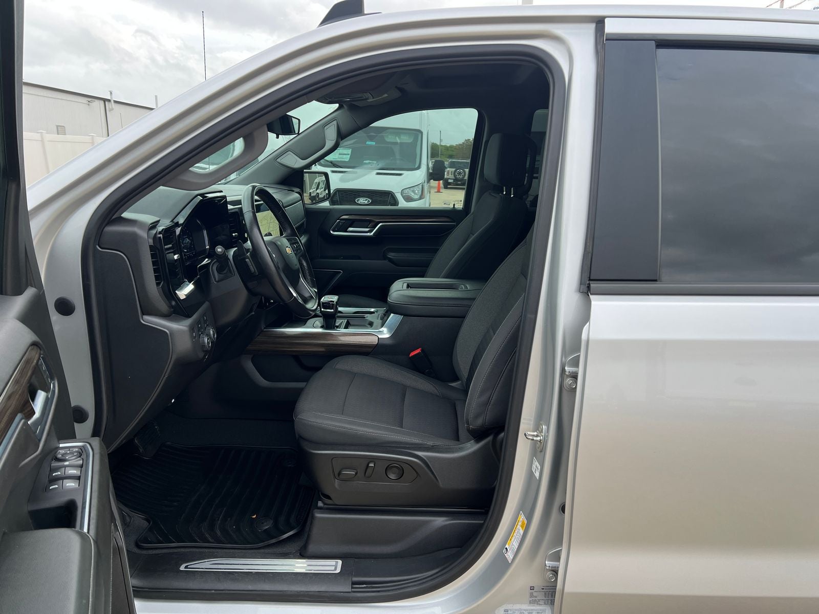 2022 Chevrolet Silverado 1500 LT LT1