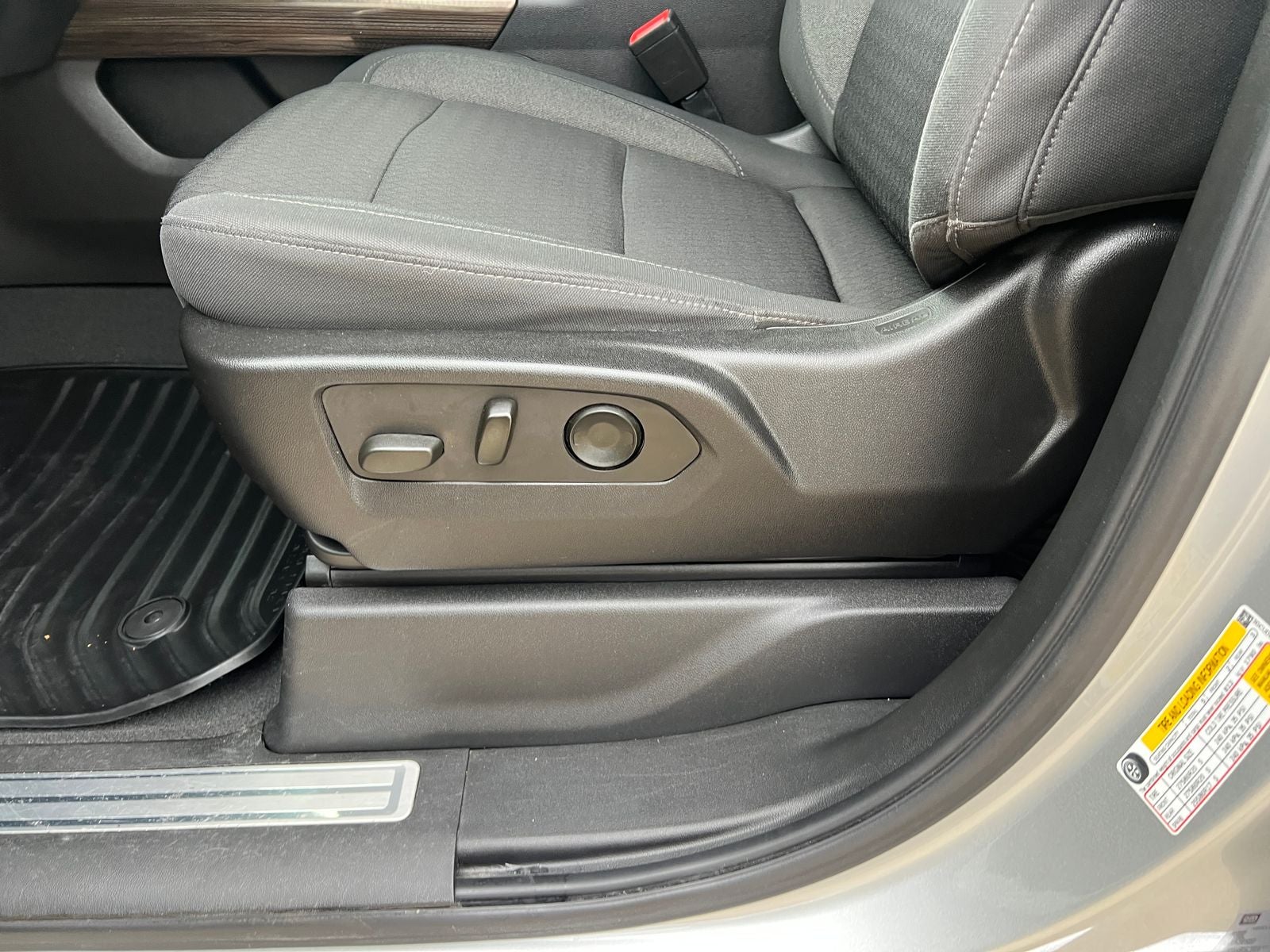 2022 Chevrolet Silverado 1500 LT LT1