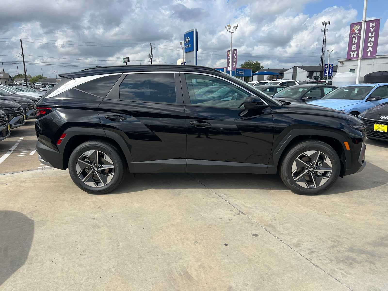 2025 Hyundai TUCSON SEL FWD
