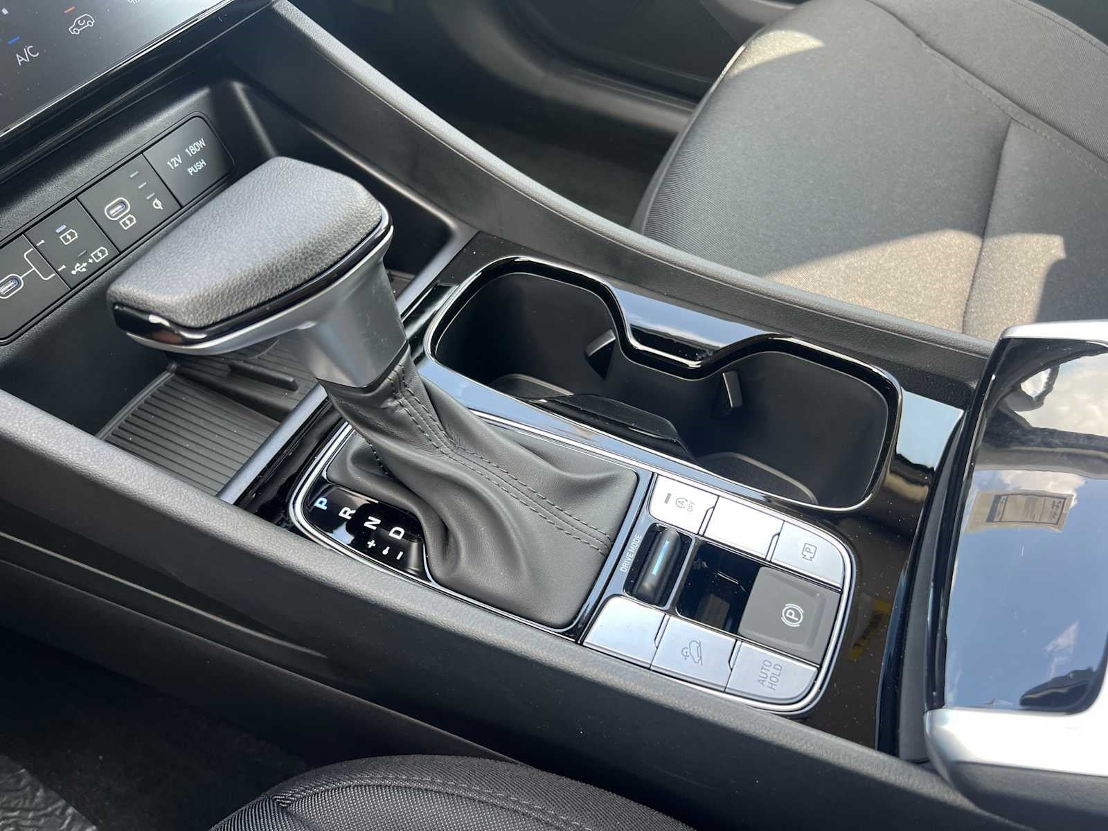 2025 Hyundai TUCSON SEL FWD