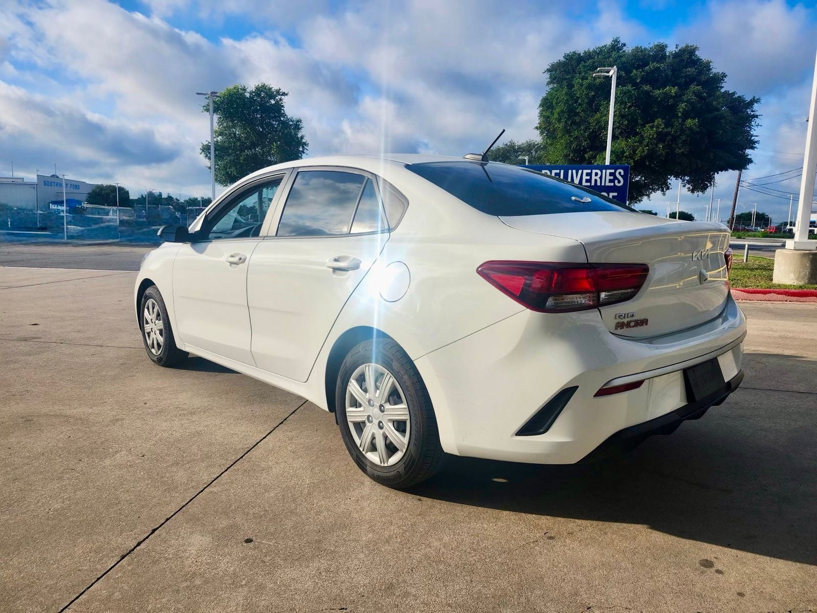 2023 Kia Rio LX