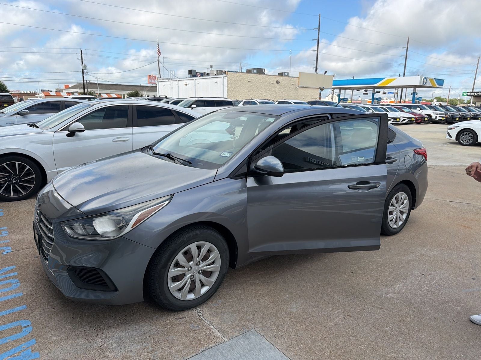 2019 Hyundai ACCENT SE