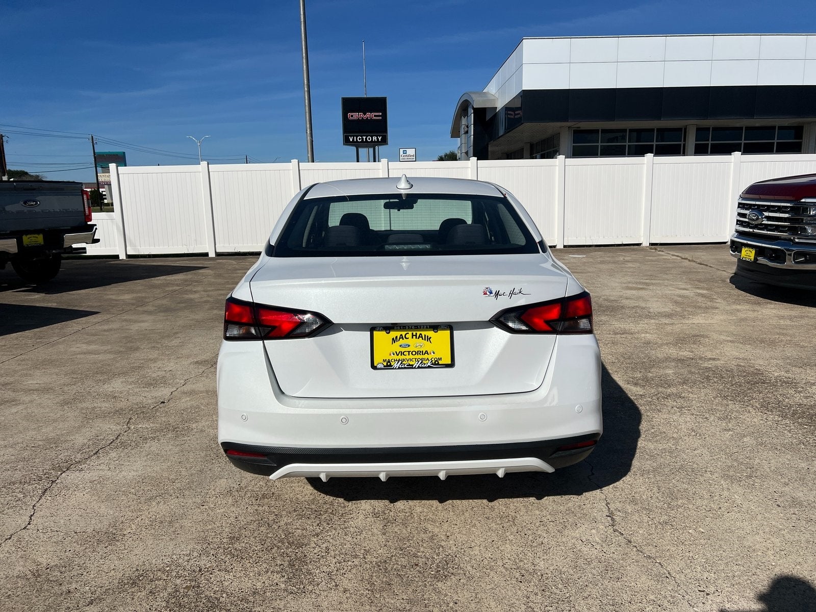 2022 Nissan Versa 1.6 SV