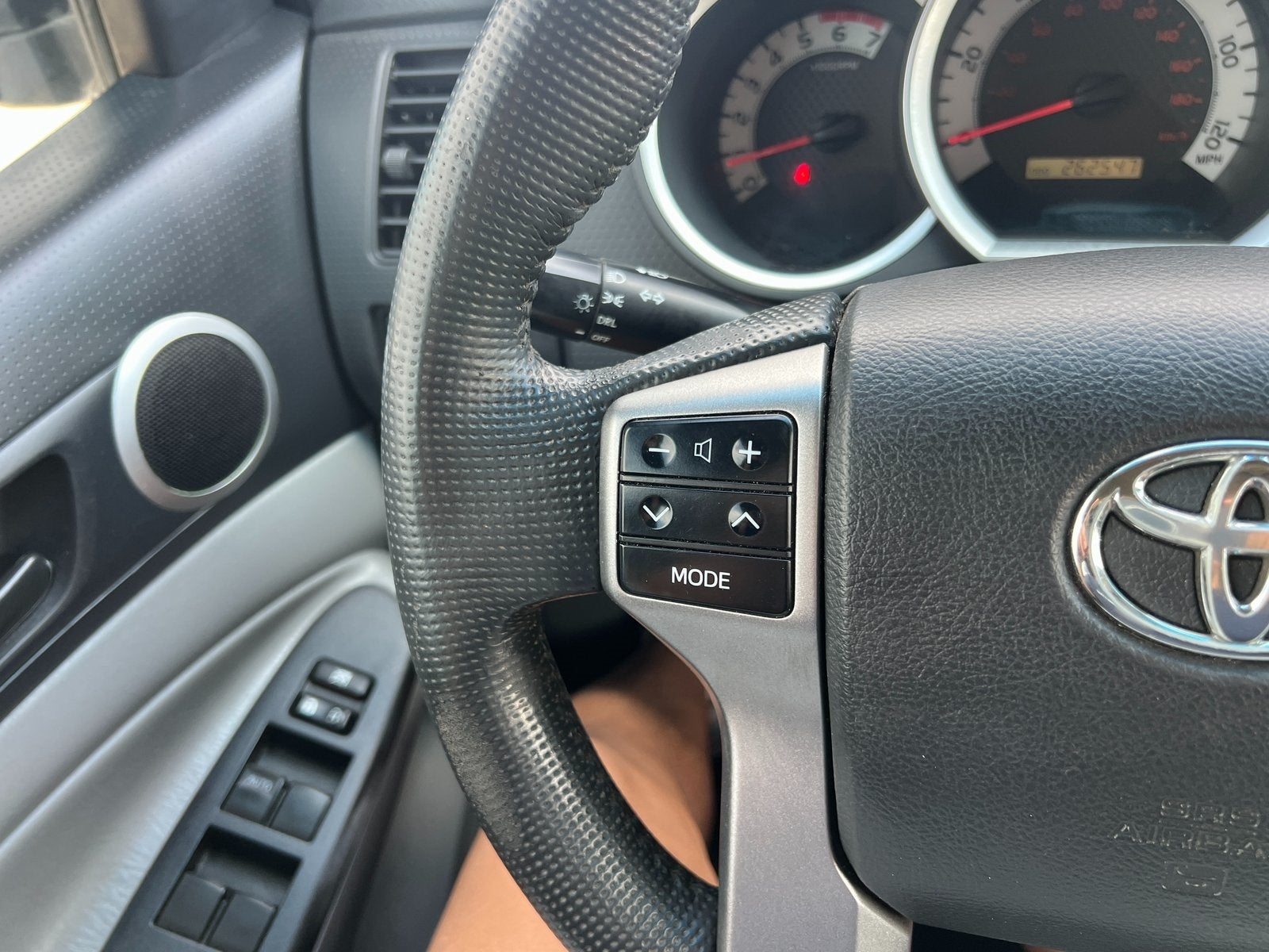 2013 Toyota Tacoma PreRunner V6