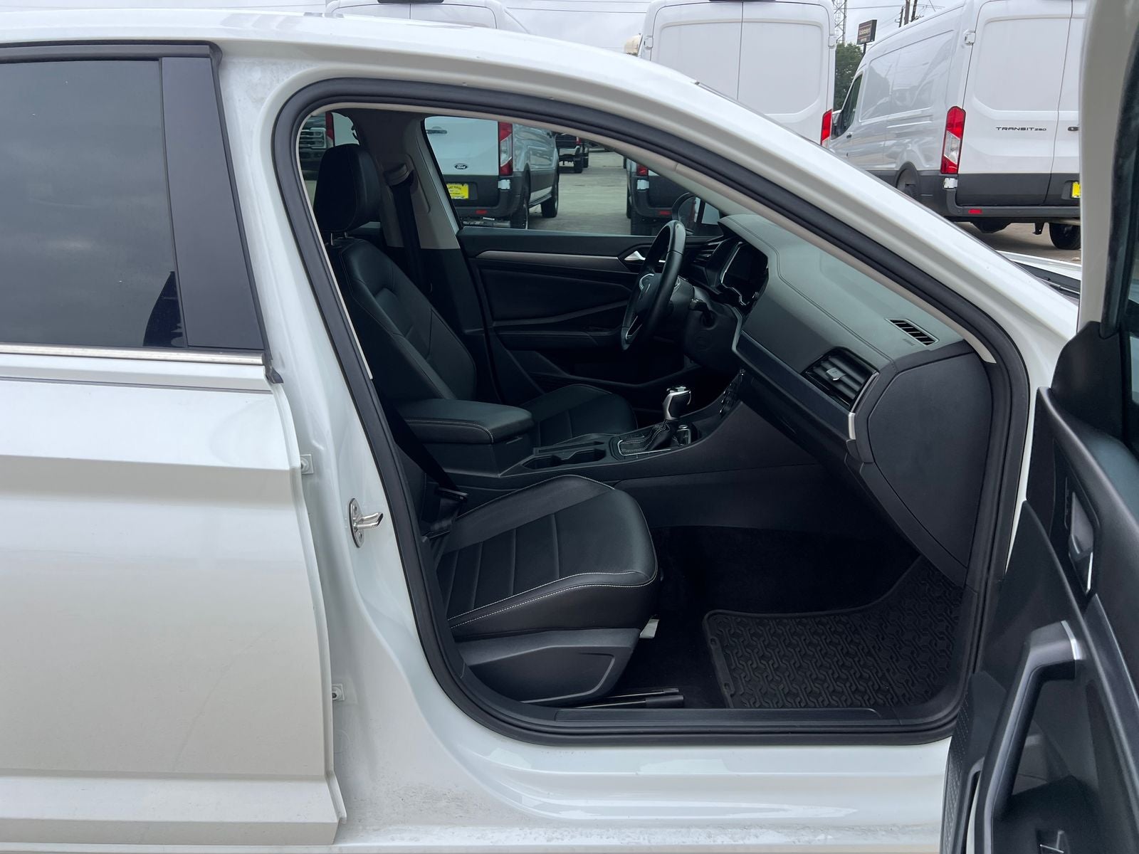 2023 Volkswagen Jetta 1.5T SE