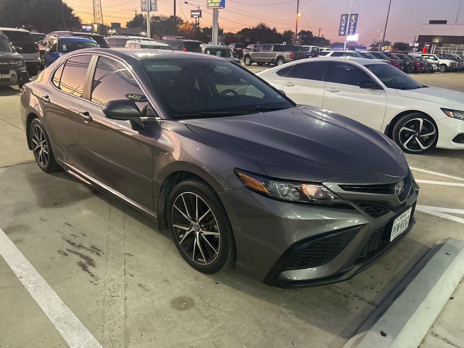 2021 Toyota Camry SE