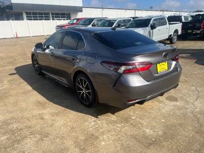 2021 Toyota Camry SE