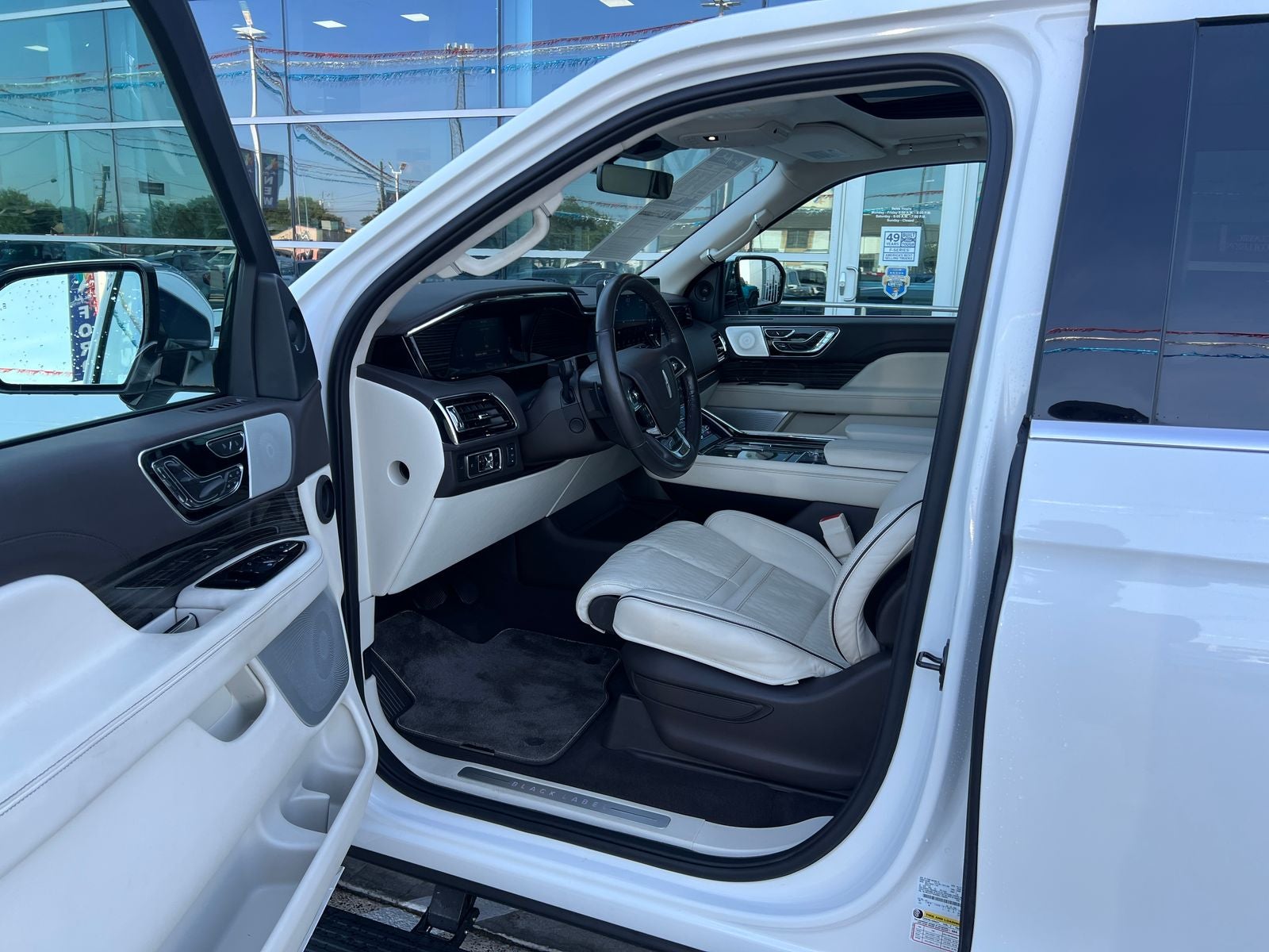 2024 Lincoln Navigator Black Label
