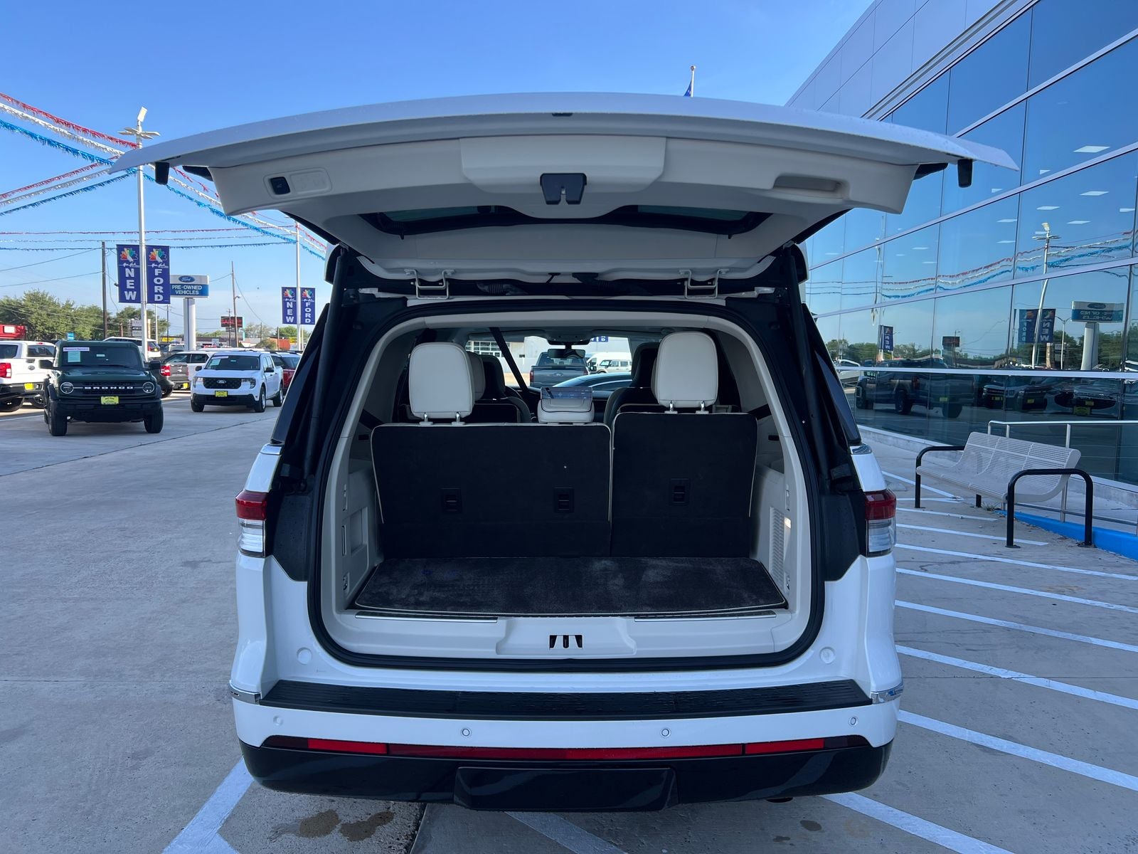 2024 Lincoln Navigator Black Label