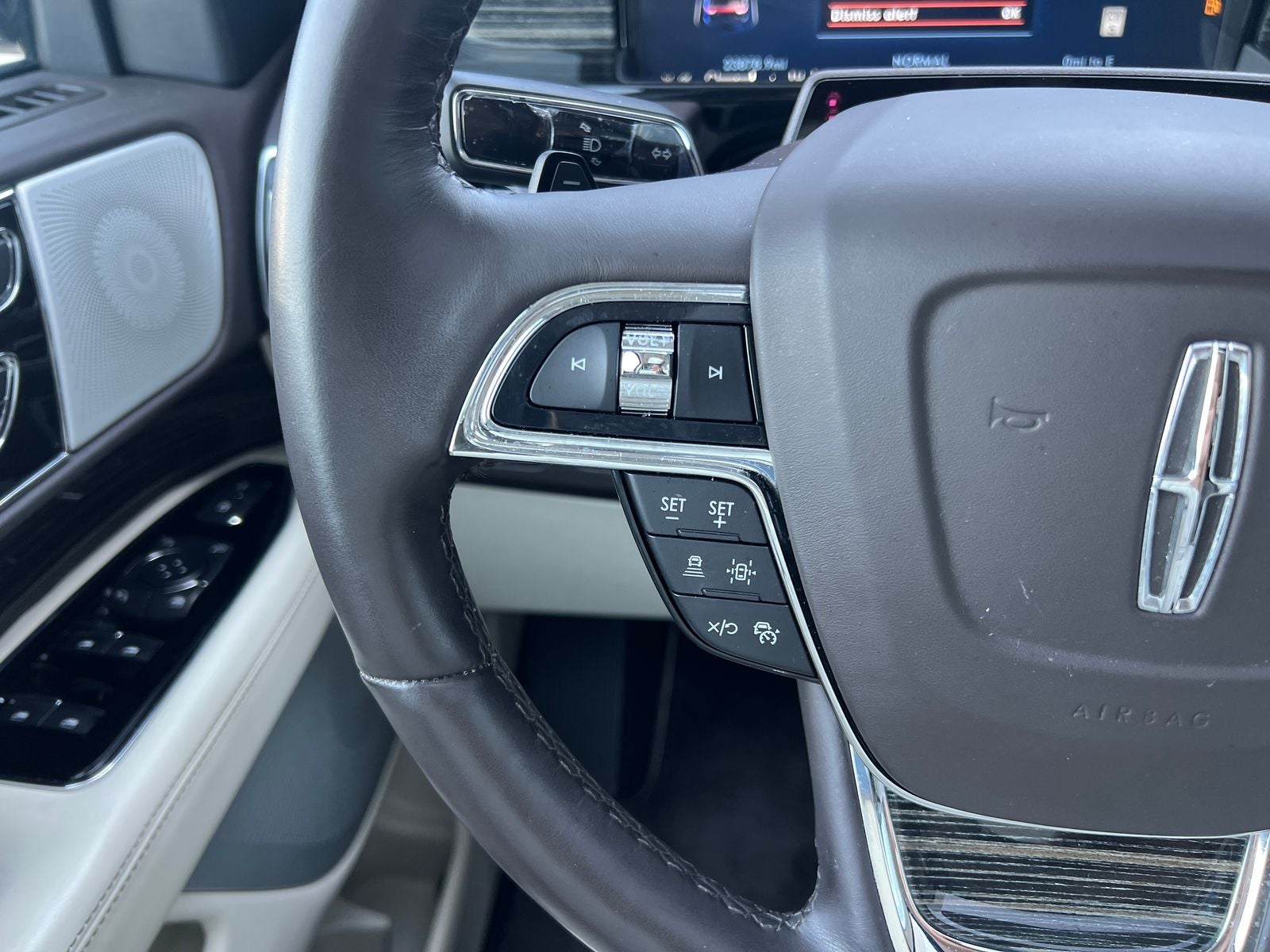 2024 Lincoln Navigator Black Label