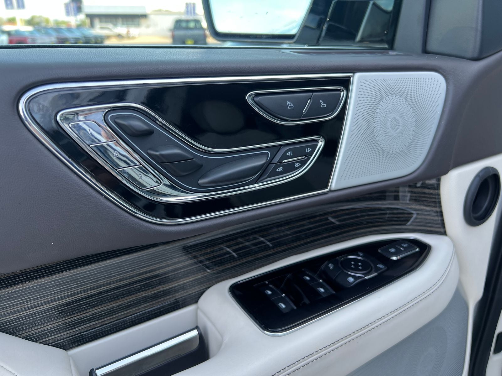 2024 Lincoln Navigator Black Label