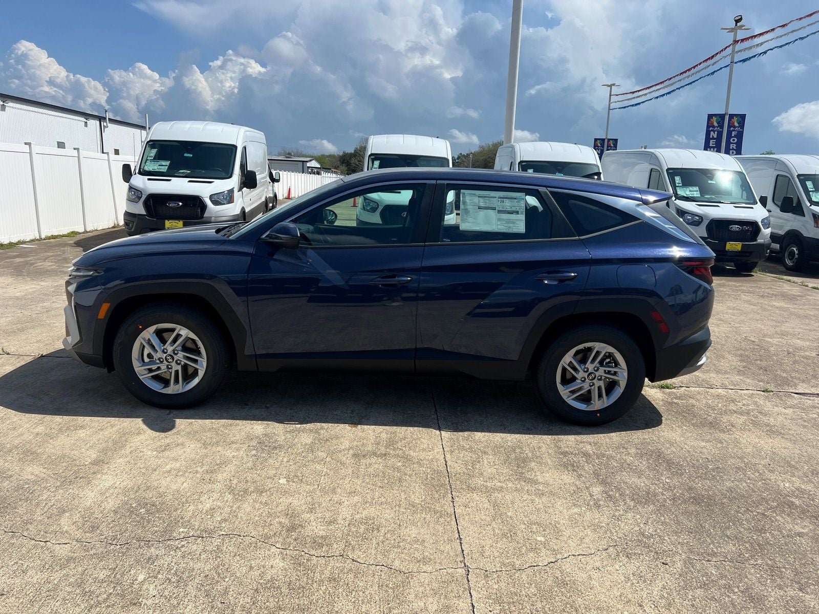 2026 Hyundai TUCSON SE FWD