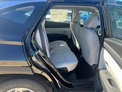 2026 Hyundai TUCSON SE FWD