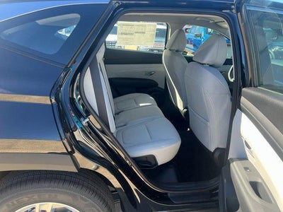 2026 Hyundai TUCSON SE FWD