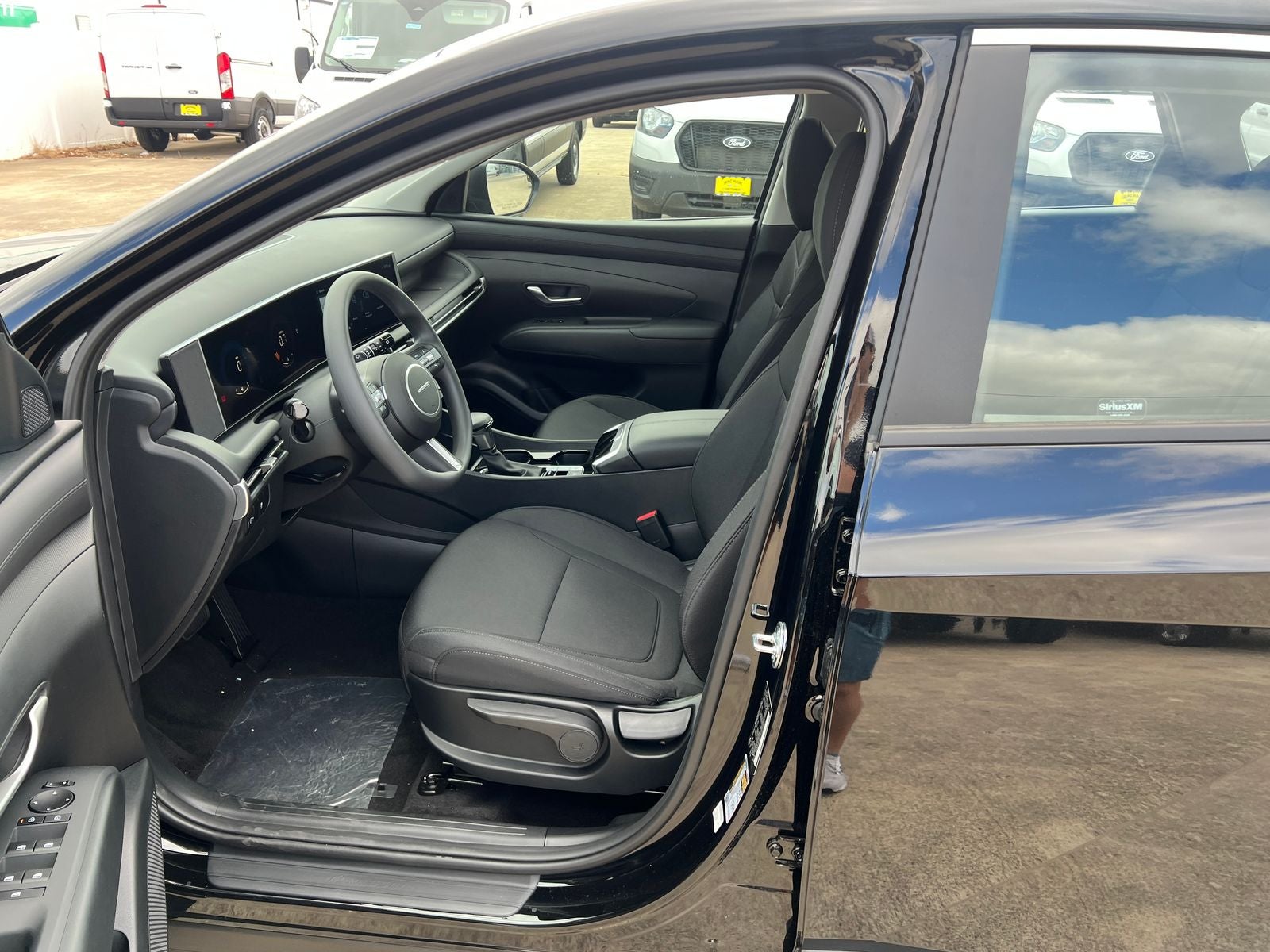 2026 Hyundai TUCSON SE FWD