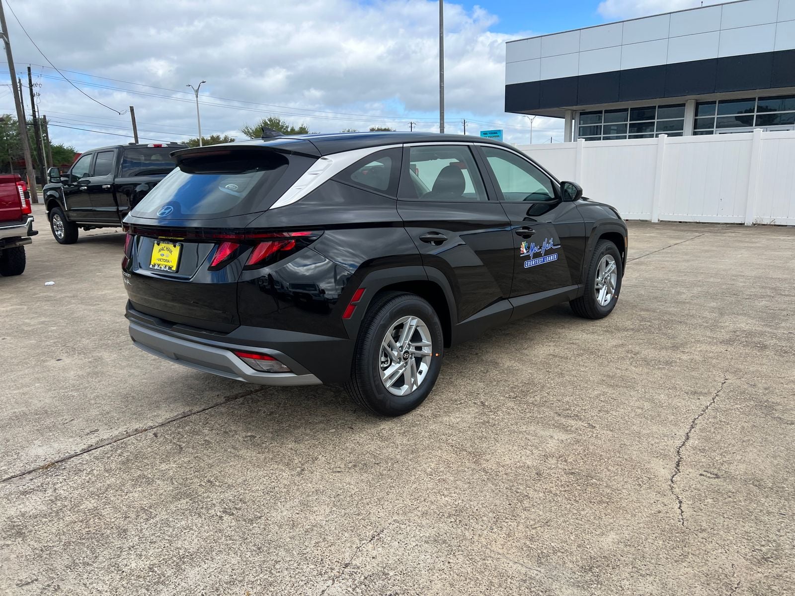 2026 Hyundai TUCSON SE FWD