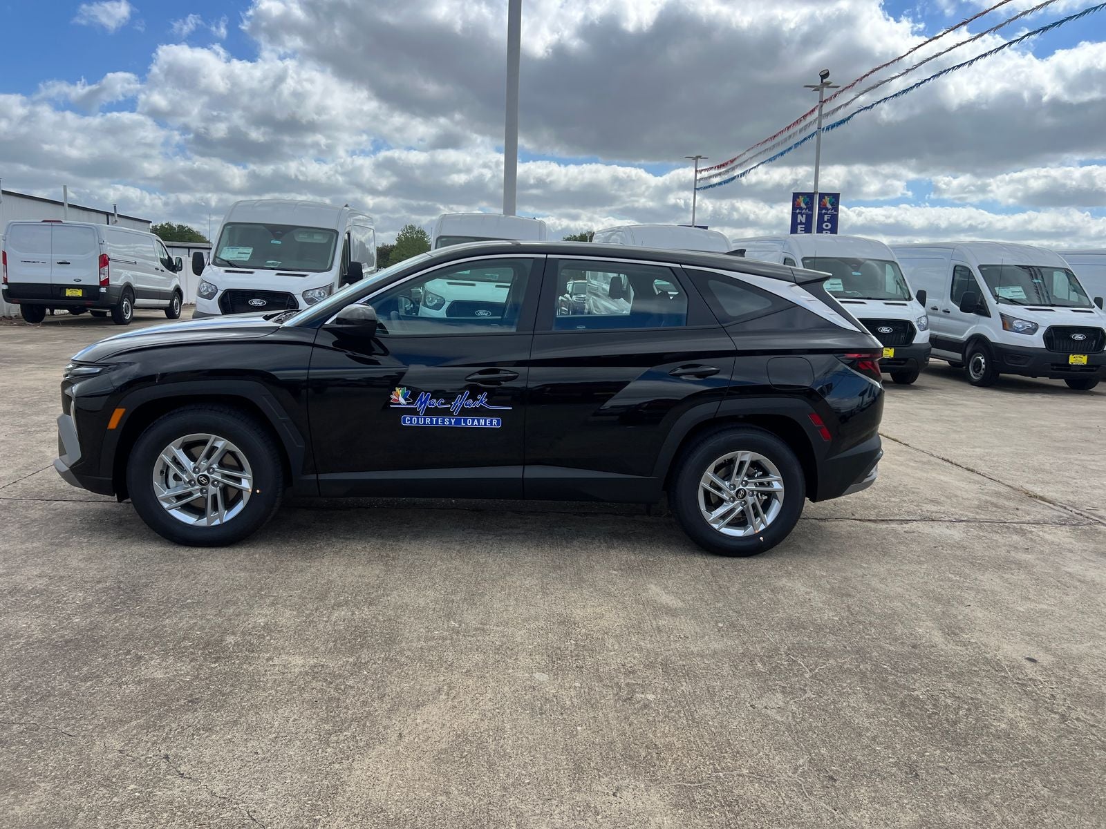 2026 Hyundai TUCSON SE FWD